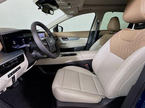 Aurora Blue/Super Black 2026 Nissan Murano Platinum