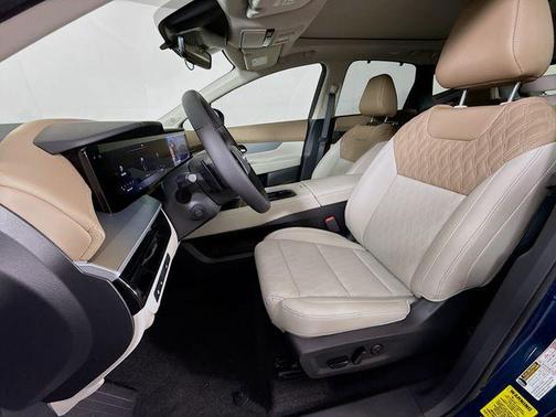 Aurora Blue/Super Black 2026 Nissan Murano Platinum