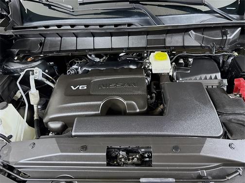 2022 Nissan Pathfinder S