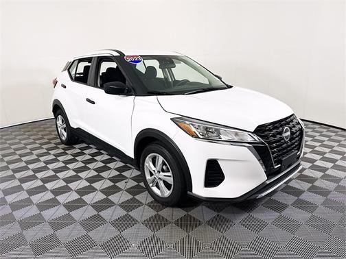 2023 Nissan Kicks S