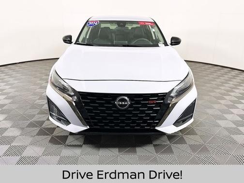 Gray Sky Pearl 2024 Nissan Altima 2.5 SR