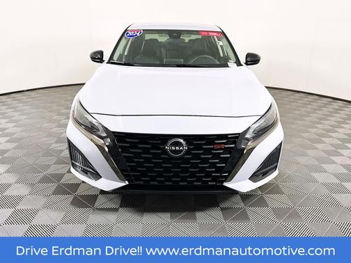 Gray Sky Pearl 2024 Nissan Altima 2.5 SR