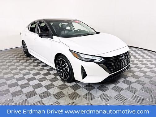 White 2025 Nissan Sentra SR