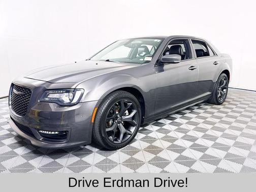 Granite Crystal Metallic Clearcoat 2022 Chrysler 300 Touring