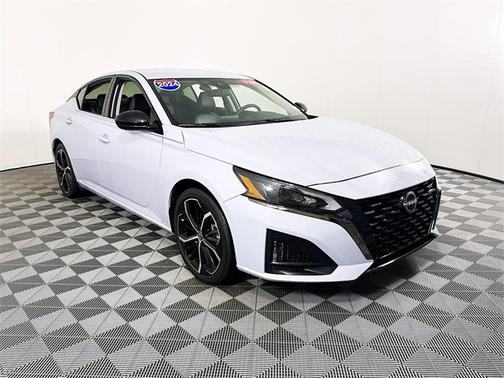 2024 Nissan Altima 2.5 SR