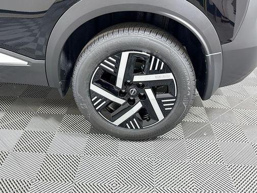 Super Black 2026 Nissan Kicks SV