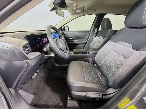 Gun Metallic 2026 Nissan Kicks SV