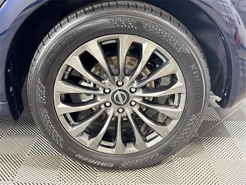 2022 Nissan Armada Platinum