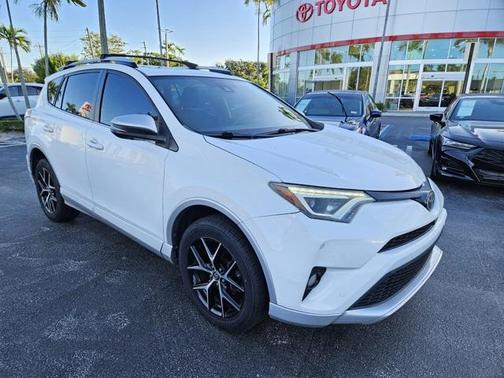 2016 Toyota RAV4 SE