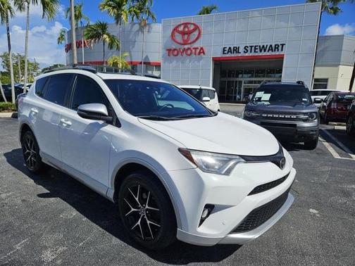 2016 Toyota RAV4 SE