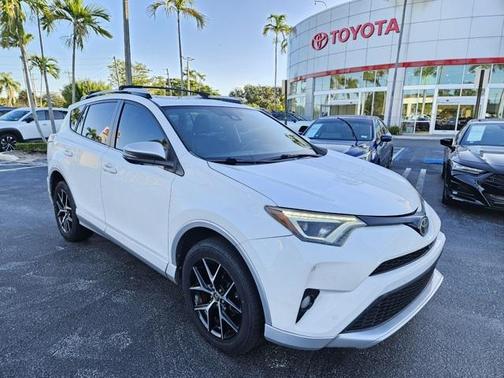 2016 Toyota RAV4 SE