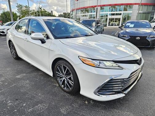 2023 Toyota Camry XLE