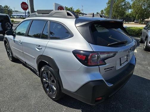 2023 Subaru Outback Onyx Edition