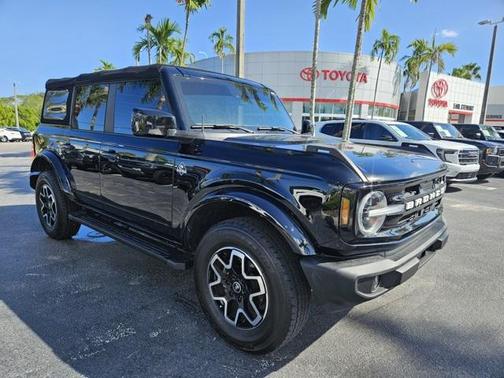 2022 Ford Bronco Outer Banks