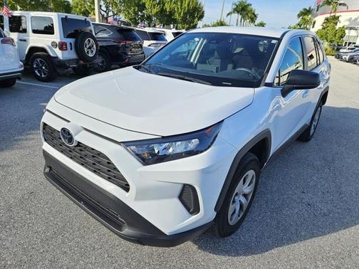 2022 Toyota RAV4 LE