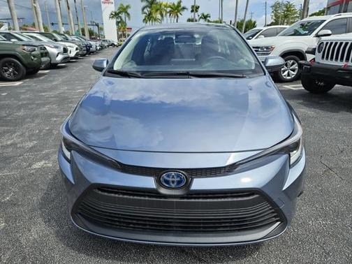 2025 Toyota Corolla Hybrid LE