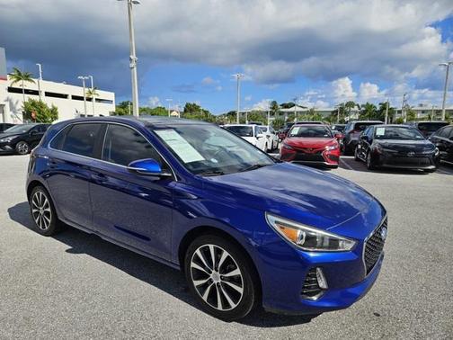 2020 Hyundai Elantra GT Base