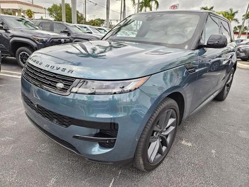 2024 Land Rover Range Rover Sport SE