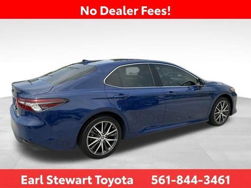 Reservoir Blue 2024 Toyota Camry Hybrid XLE