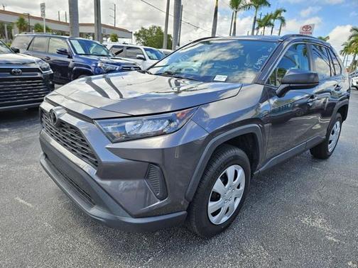 2021 Toyota RAV4 LE