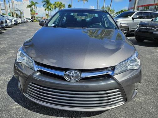 2016 Toyota Camry XLE