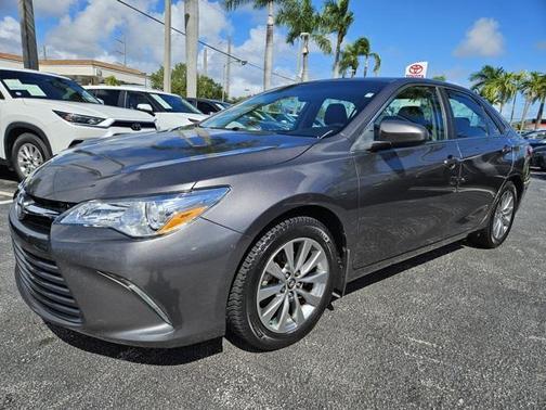2016 Toyota Camry XLE