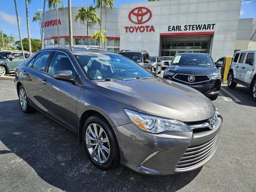 2016 Toyota Camry XLE