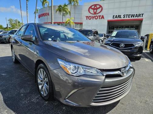2016 Toyota Camry XLE