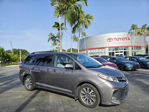 2020 Toyota Sienna Limited