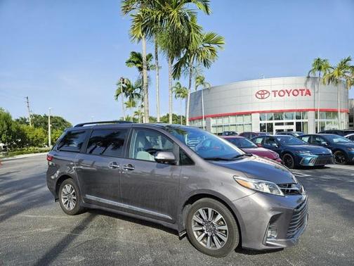 2020 Toyota Sienna Limited