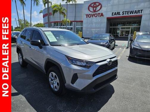 2022 Toyota RAV4 LE