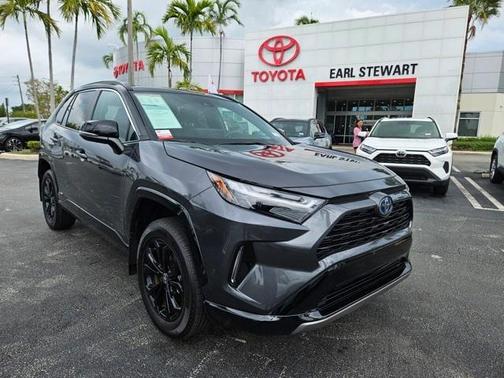 2024 Toyota RAV4 Hybrid XSE