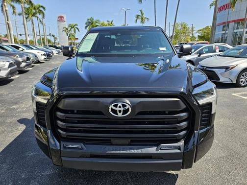 2022 Toyota Tundra SR5