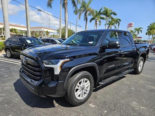 2022 Toyota Tundra SR5