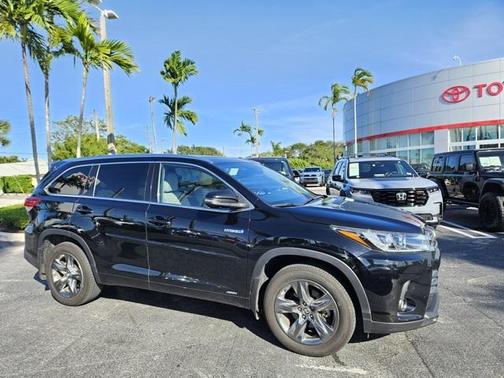 2018 Toyota Highlander Hybrid Platinum