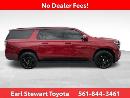 Radiant Red Tintcoat 2023 Chevrolet Suburban RST