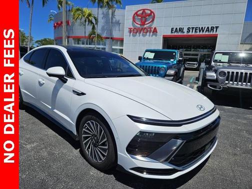 2024 Hyundai SONATA Hybrid Limited