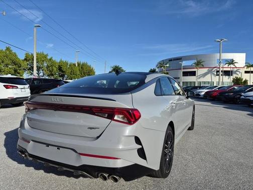 2022 Kia K5 GT