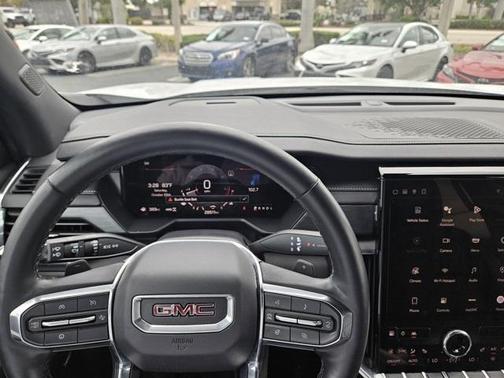 2024 GMC Acadia AWD Elevation