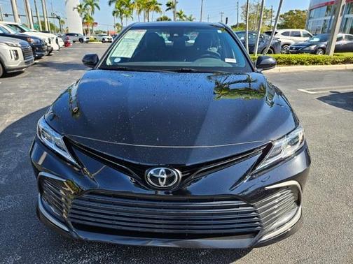 2022 Toyota Camry LE