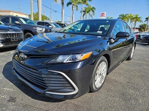 2022 Toyota Camry LE
