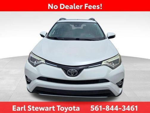 Blizzard Pearl 2018 Toyota RAV4 Limited