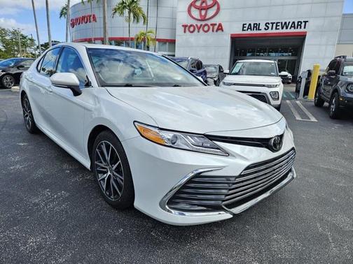 2023 Toyota Camry XLE