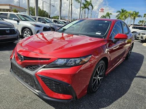 2023 Toyota Camry SE