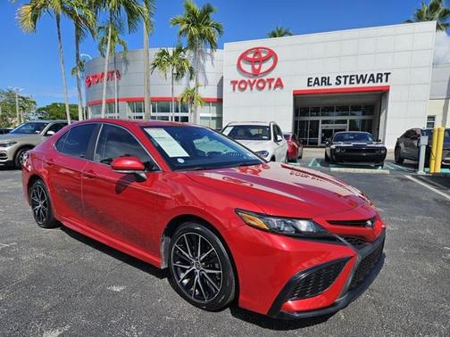 2023 Toyota Camry SE
