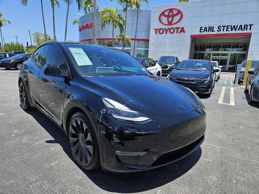 2023 Tesla Model Y Performance Dual Motor All-Wheel Drive