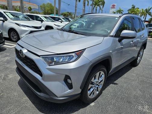 2021 Toyota RAV4 XLE Premium
