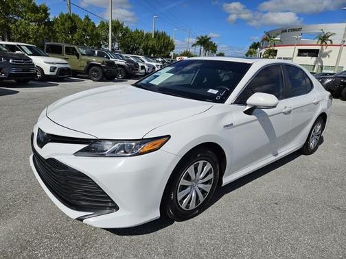 2019 Toyota Camry Hybrid LE