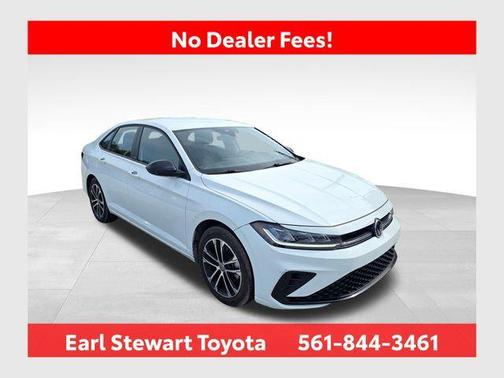 Pure White 2025 Volkswagen Jetta 1.5T Sport