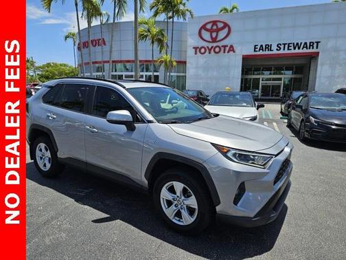 2020 Toyota RAV4 Hybrid XLE